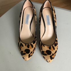 Size 5.5 Leopard Print Shoes