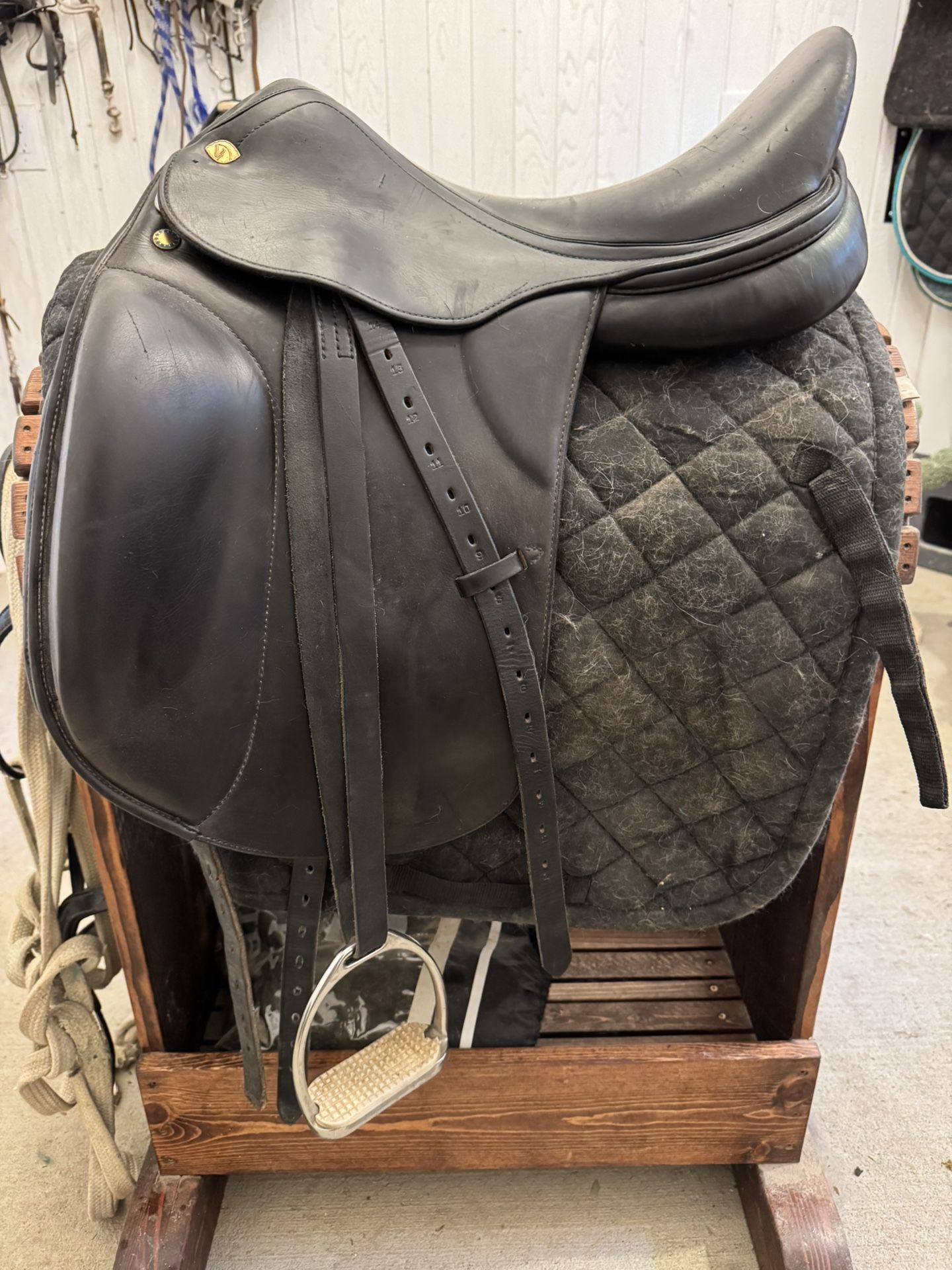 Prestige Dressage Saddle~17”