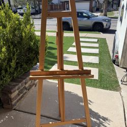 Adjustable Wood Easel