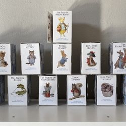 (16) The World Of Beatrix Potter Peter Rabbit Figurines 