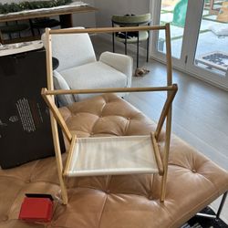 Montessori clothes rack 