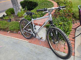 Cannondale Mountain Bike