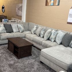 5 Piece Sectional!!