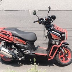 I Have A 200cc Scooter If You're Going To Text Me A Little About Me Please Do Not Text Me I Don't Play That Kid S*** Games