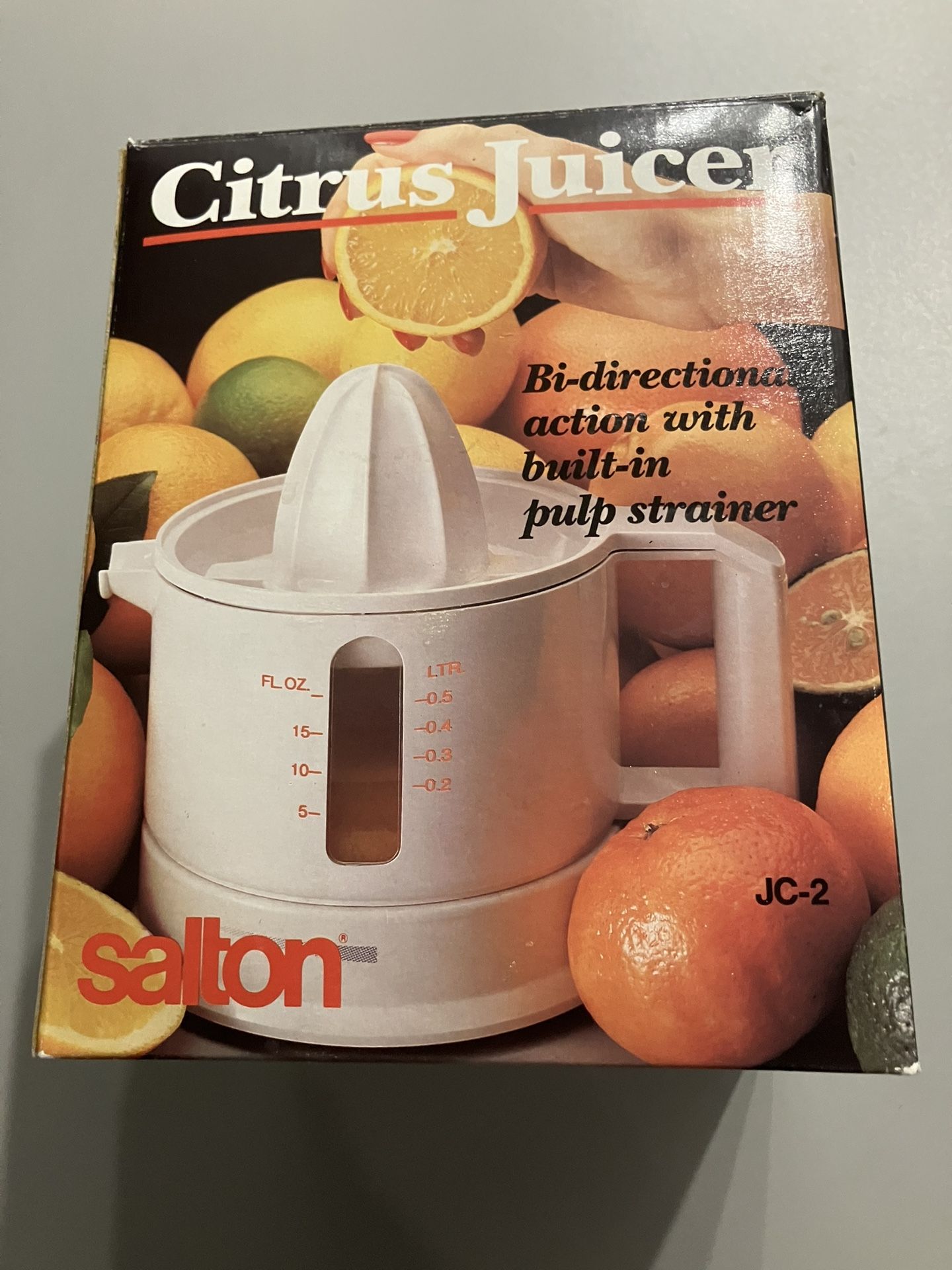 Vintage Salton JC-2 Citrus Juicer in Original Box
