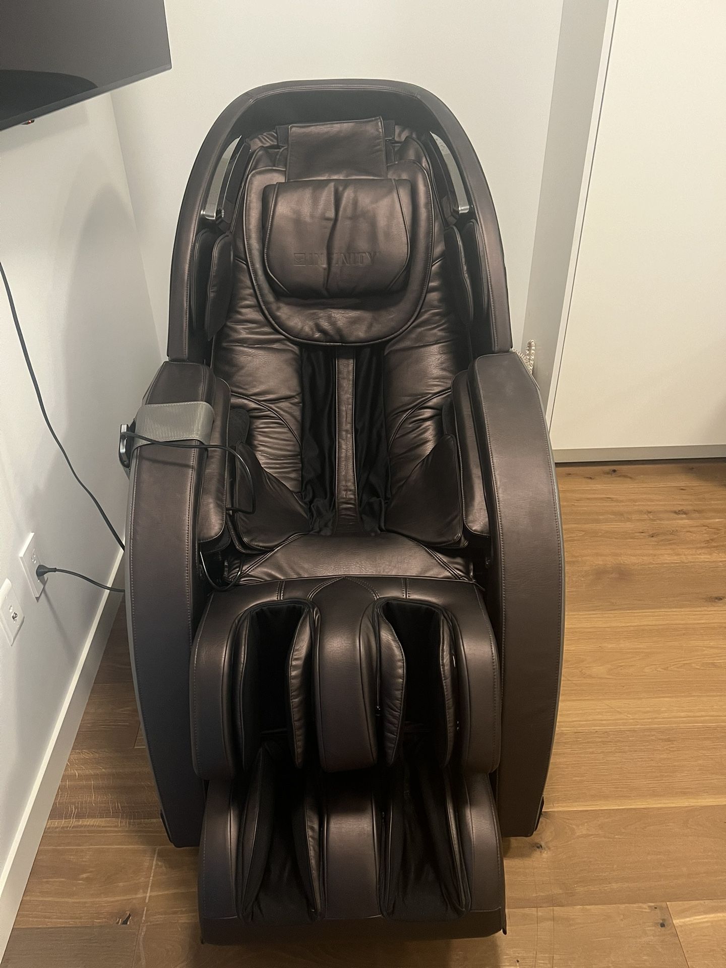 Infinity Deluxe Massage Chair Evolution