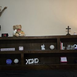King-size Headboard W/bookshelves 