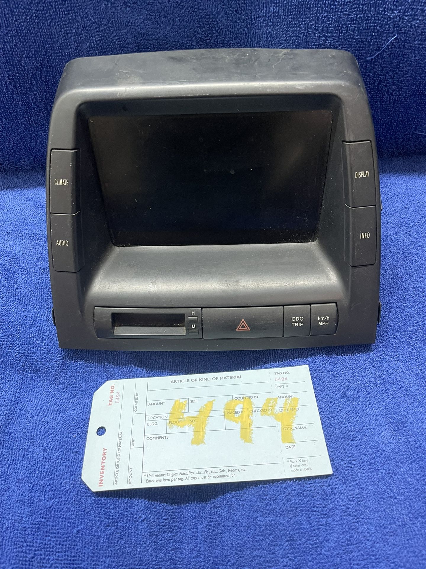 2004 to 2009 Toyota Prius Navigation Touch Screen Display # 86110-47081 USED