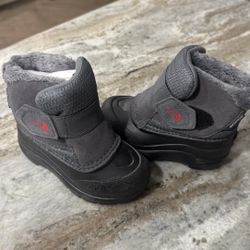 Kids boots