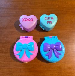 Polly pockets