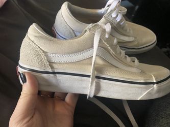 size 7 Vans sneakers
