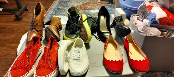 Shoes size 6-6.5