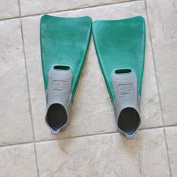 Swim Training  Fins For Kids Size 5 To 7