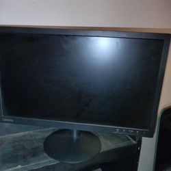 2 Computer Monitors 