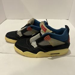 Size 11 Jordan 4 Union Off Noir 
