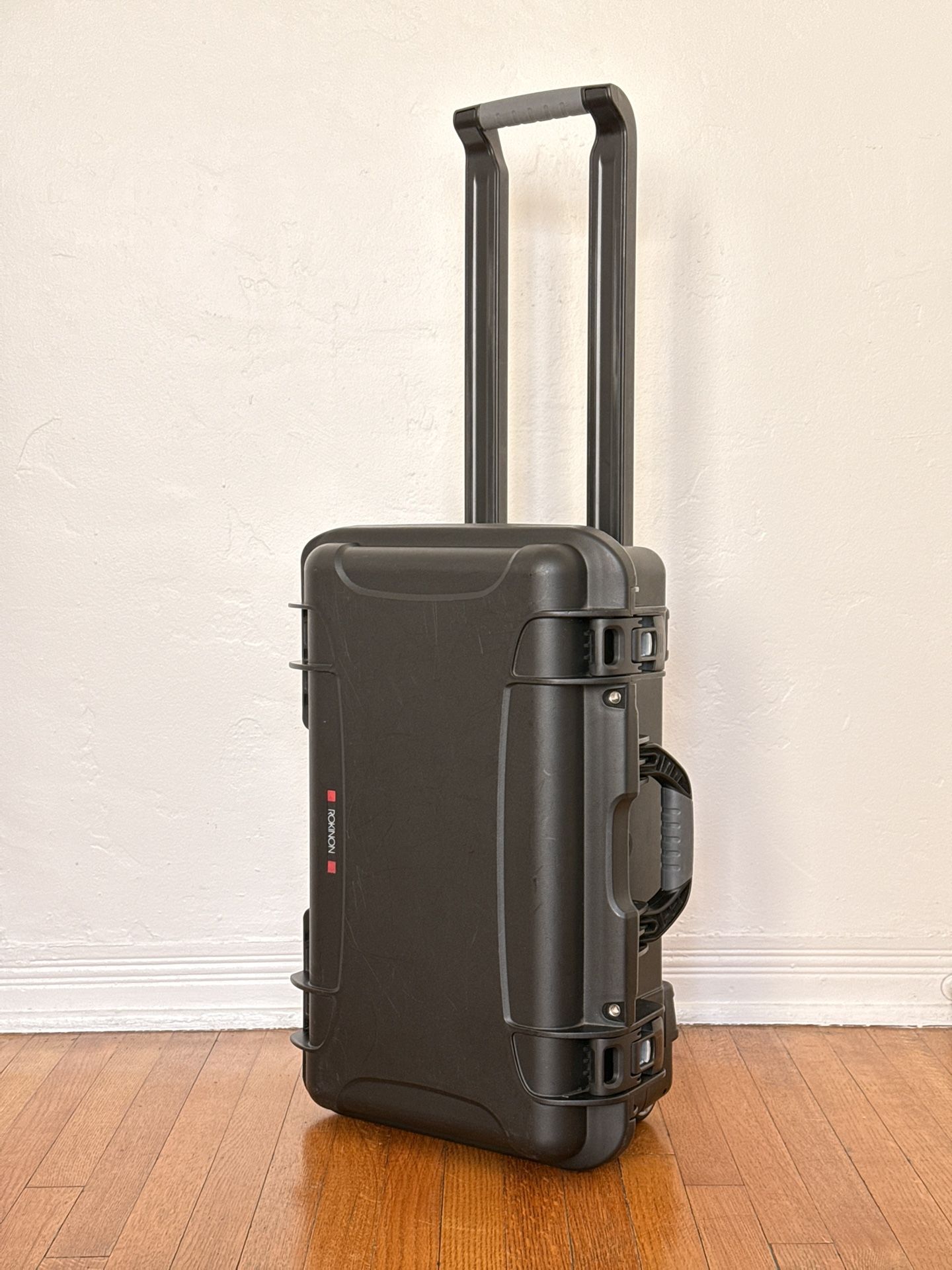 Rokinon 6 Lens Carry On Case