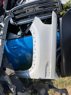 2019/2025 gmc sierra fender