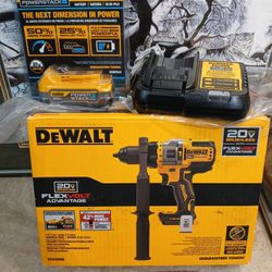 NEW DEWALT 20V BRUSHLESS 1/2 HAMMER DRILL KIT 
