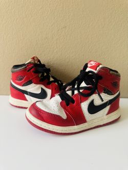 Air Jordan 1 Retro High OG “Chicago Lost & Found”