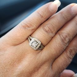 Beautiful Wedding Diamond Ring!!
