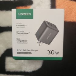 Ugreen 30w 3 Port Charging cube and Ugreen UNO 100w Cable