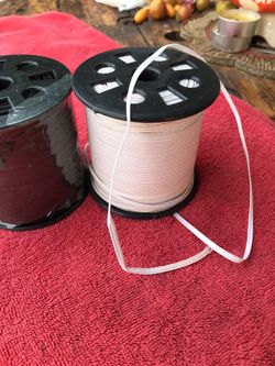 Elastico 1/8 braid Elastico. Blanco 144 yard.