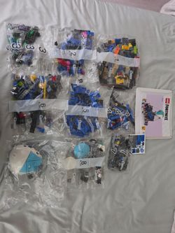 77073 LEGO Fortnite Battle Bus Set with All Bags Unopened