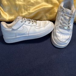 Nike Air Force 1 Size 3Y