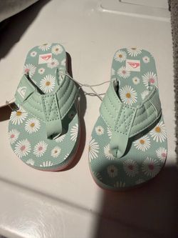 Girls sandals