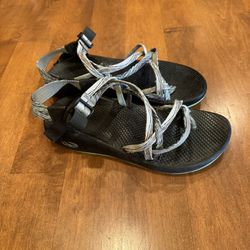 Woman’s Chaco Sandals Shipping Avaialbe 