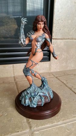 Witchblade Statue