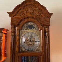 Howard Miller Clock 