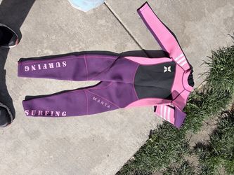 Girls xl dive and sail wet suit.