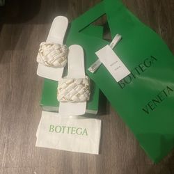 Bottega Veneta Leather Flips 