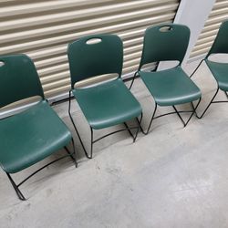 4 Plastic Chairs Sturdy Heavy Chairs 