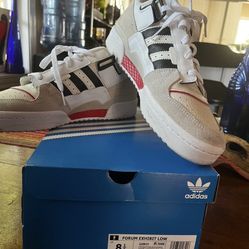 Adidas Low Tops Suede Cream With Red Accents 