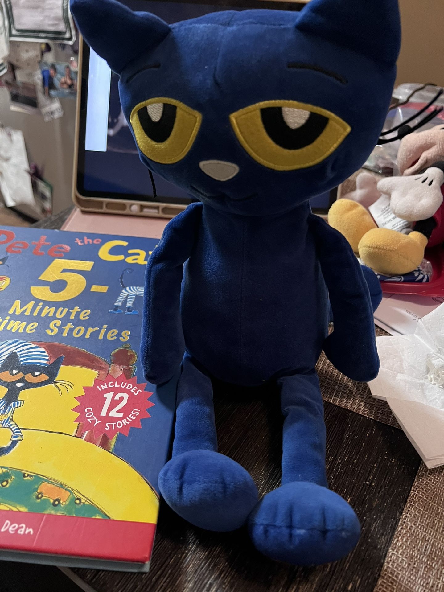 Pete The Cat Story Book & Plushie