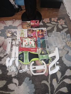 Wii game stuff and accessories