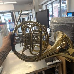 Schiller French Horn
