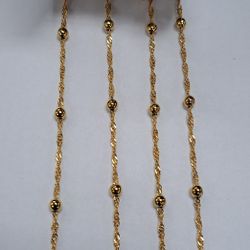 10 Yards Saturn Singapore: Electro Plated Gold Chain. / Saturn Singapore. Cadena En Baño De Oro.