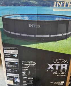 Very big & deep Pool