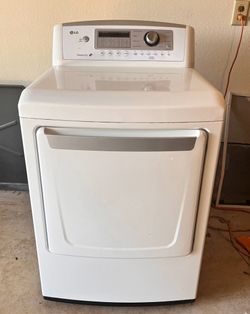 LG Electric Dryer Works Great