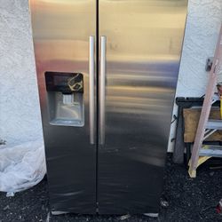 Samsun Fridge Good Working Condition 