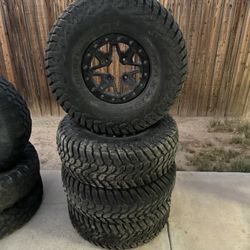 can am x3 beadlock wheels with tires 32x10x14