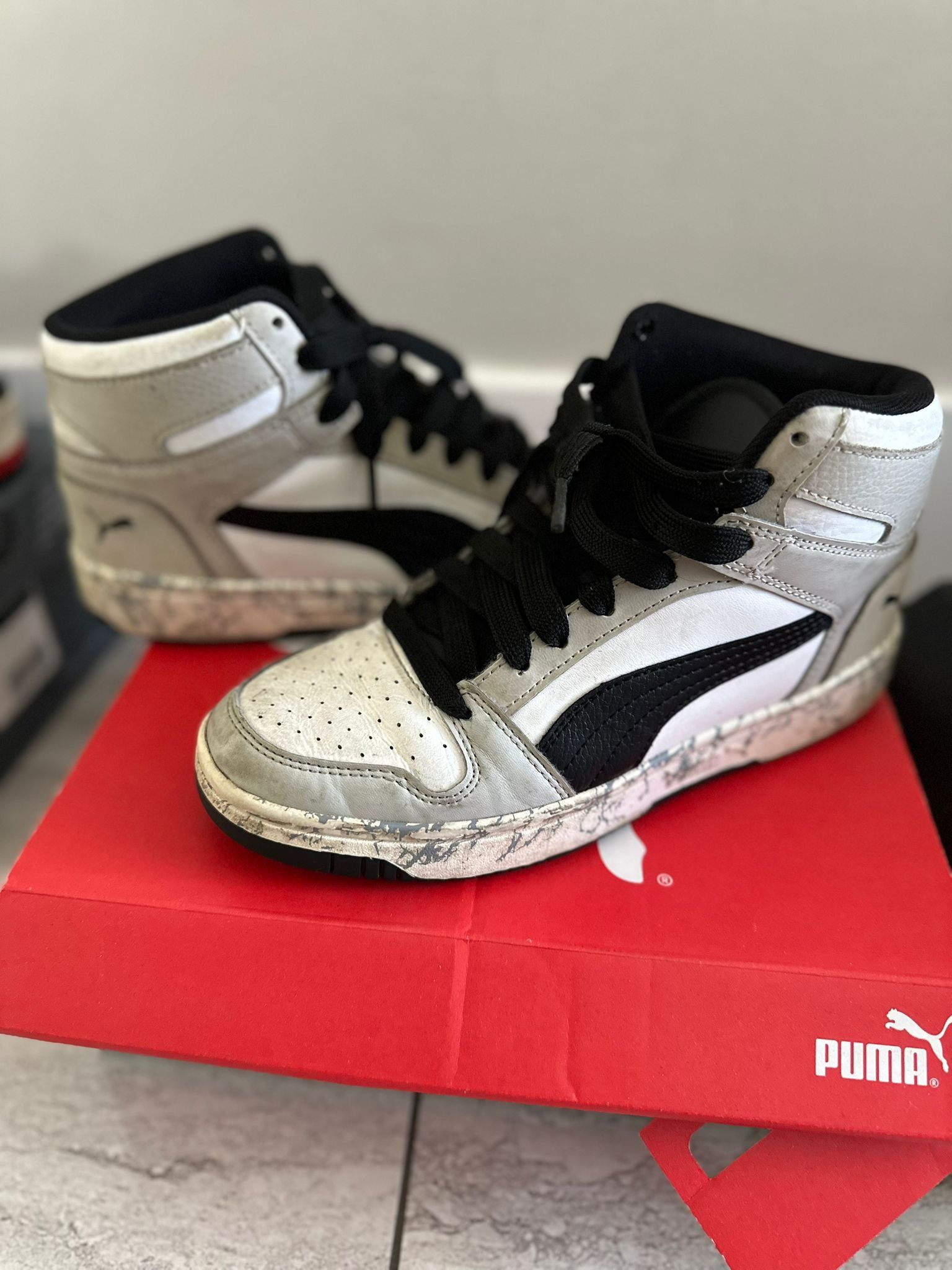 Puma youth Shoes