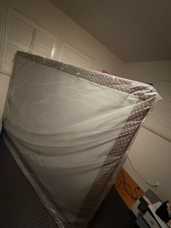Queen box spring