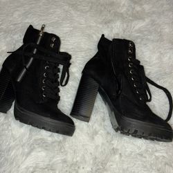 Black Boots Size 6