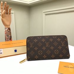 LV Zippy Wallet