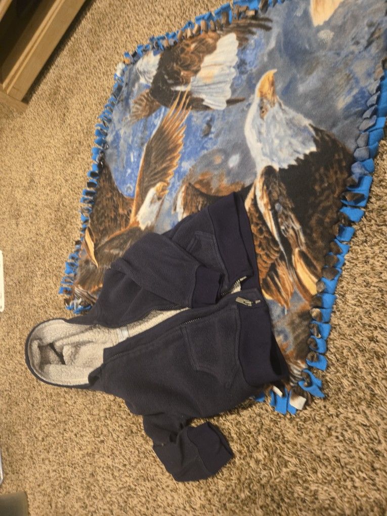 🦅 Small Blanket + 2T Old Navy Zip Jacket – $1 for Both