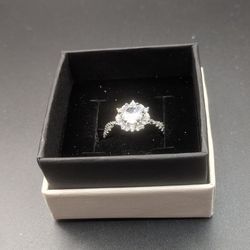 2 Kt Moisonite And Sterling Silver Lady's Ring 